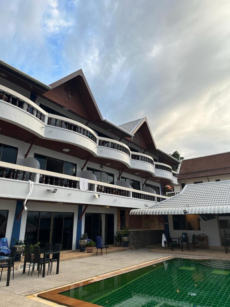 Aksarai Hotel Patong Εξωτερικό φωτογραφία