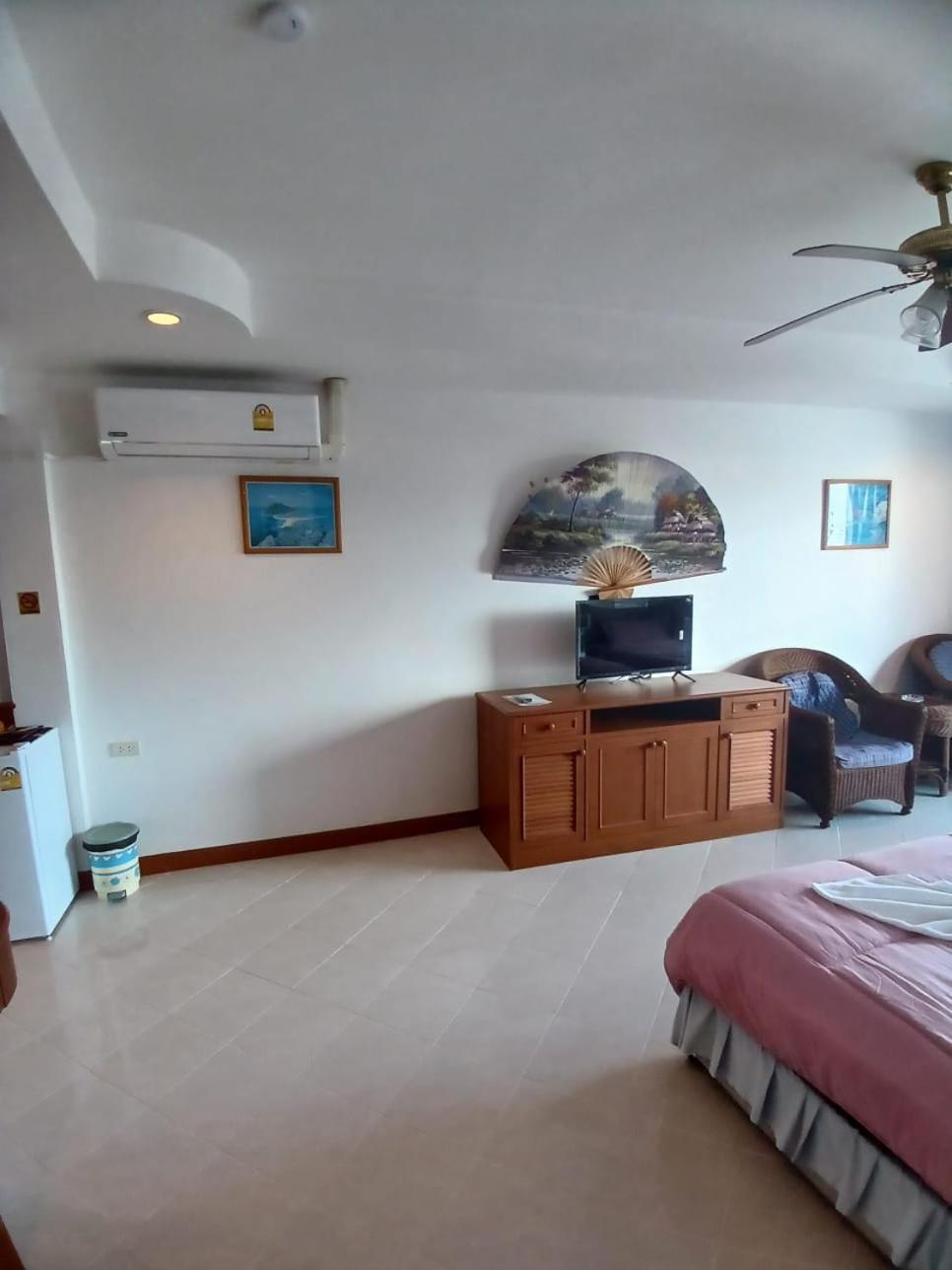 Aksarai Hotel Patong Εξωτερικό φωτογραφία