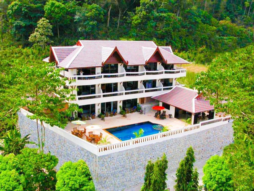 Aksarai Hotel Patong Εξωτερικό φωτογραφία