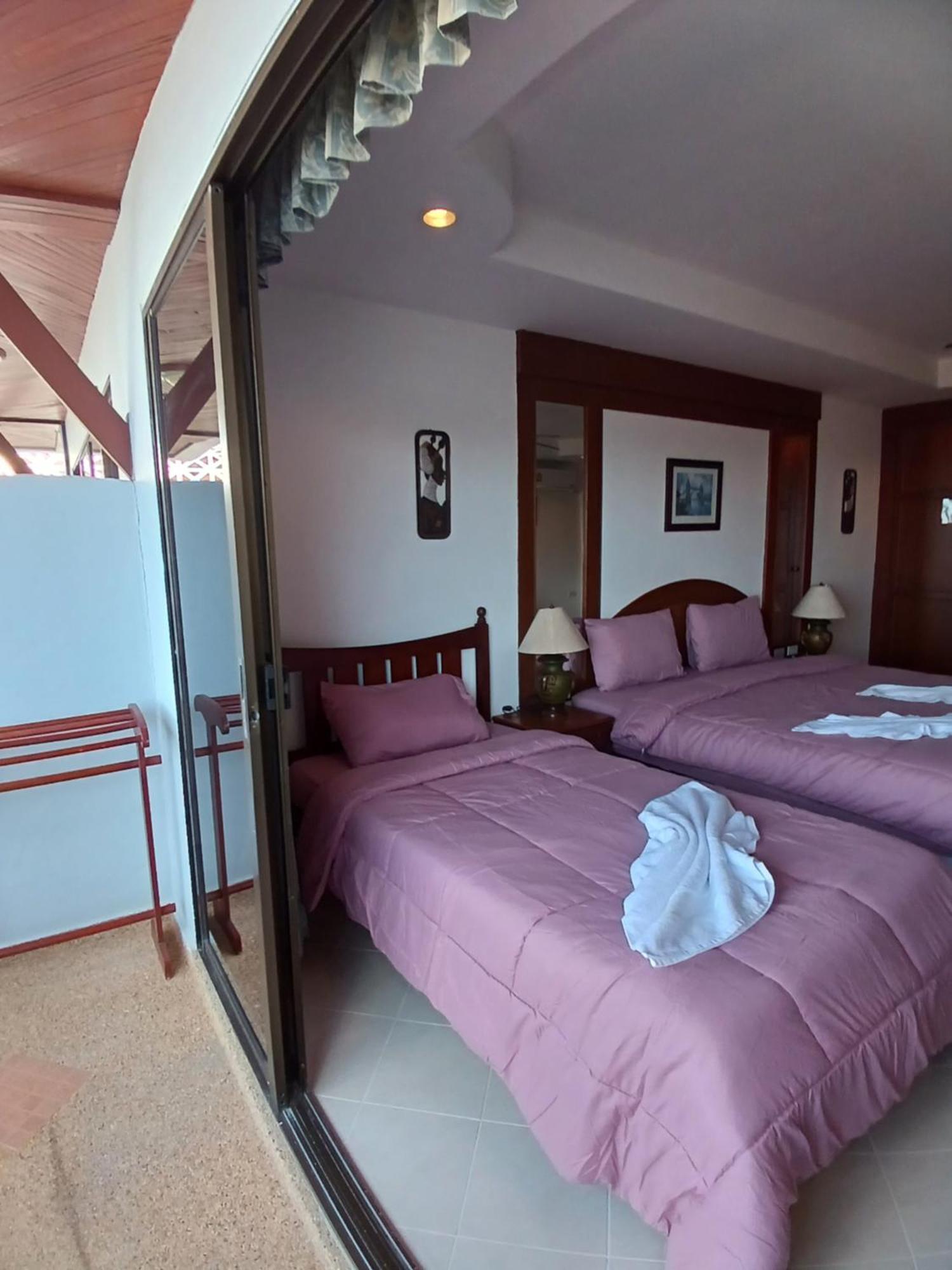 Aksarai Hotel Patong Εξωτερικό φωτογραφία
