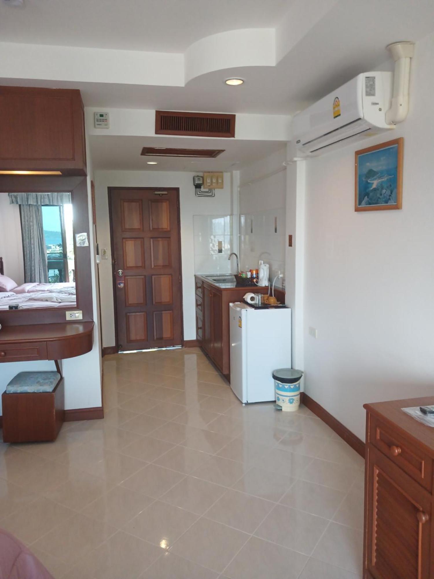 Aksarai Hotel Patong Εξωτερικό φωτογραφία